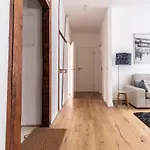 Cruwzo I In Apartment *