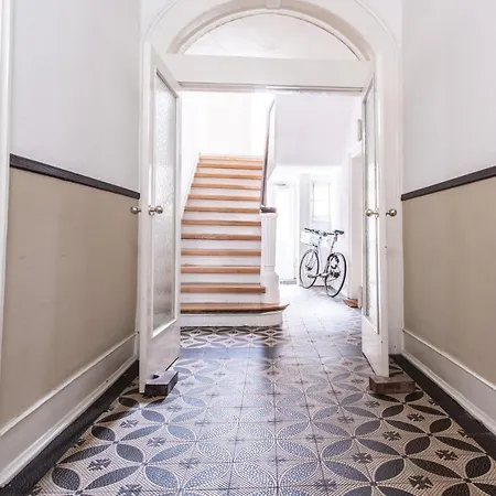 Cruwzo I In وبرتال