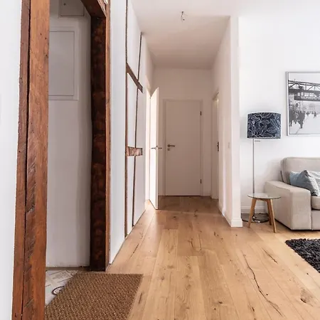 Cruwzo I In شقة *