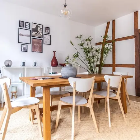 Cruwzo I In وبرتال