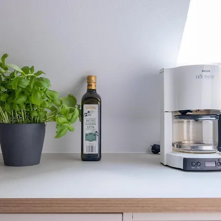 Cruwzo I In وبرتال