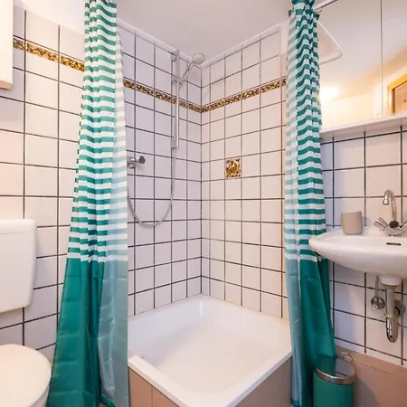 Cruwzo I In شقة *