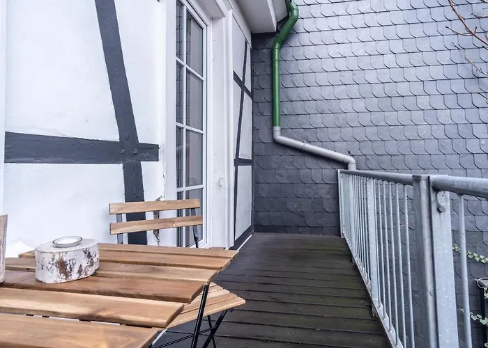 Cruwzo I In * Βούρπεταλ